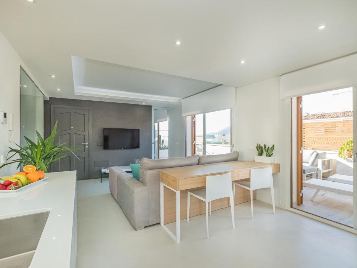 Apartment Attic Sea Views By Interhome